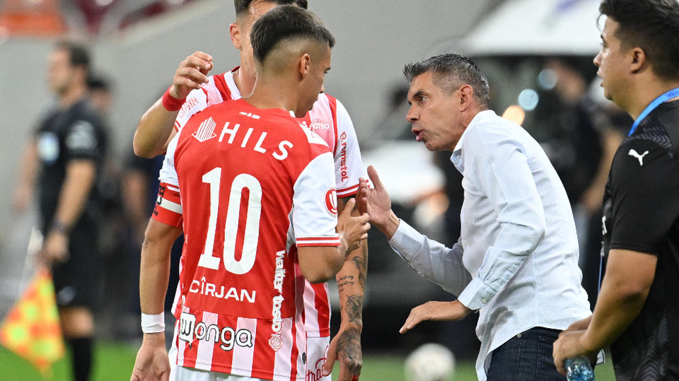//i0.1616.ro/media/581/3142/38229/22794617/3/dinamo-bucuresti-farul-constanta-superliga-superbet-20-09-2026-1.jpg