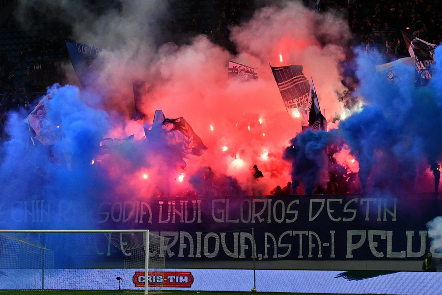 FOTO | FCU Craiova, pe Ion Oblemenco! Echipa lui Adrian Mititelu a efectuat o şedinţă foto pe noul stadion