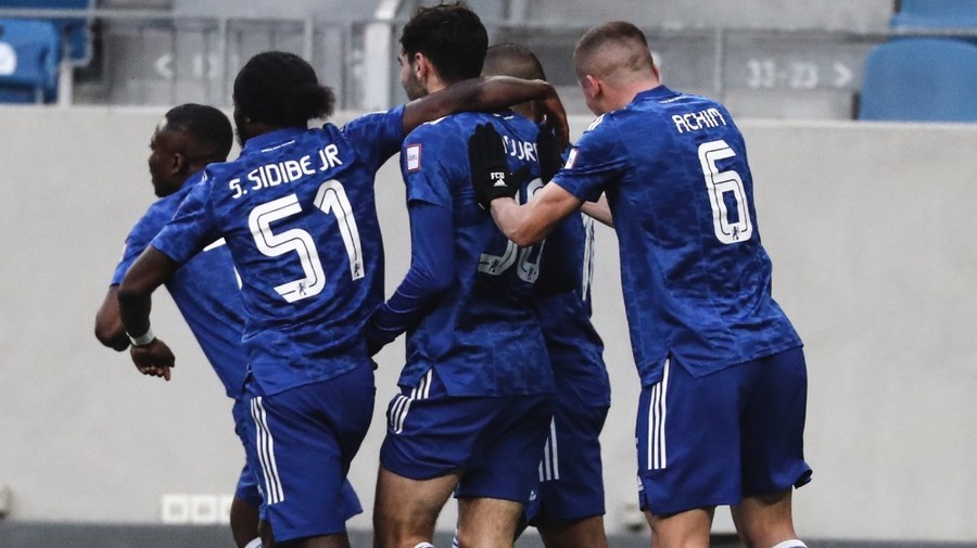 VIDEO | FC U Craiova acuză o fază de arbitraj după eşecul cu U. Craiova. Marcel Puşcaş: ”Cred că Bancu merita al doilea galben, faza o reclama” 