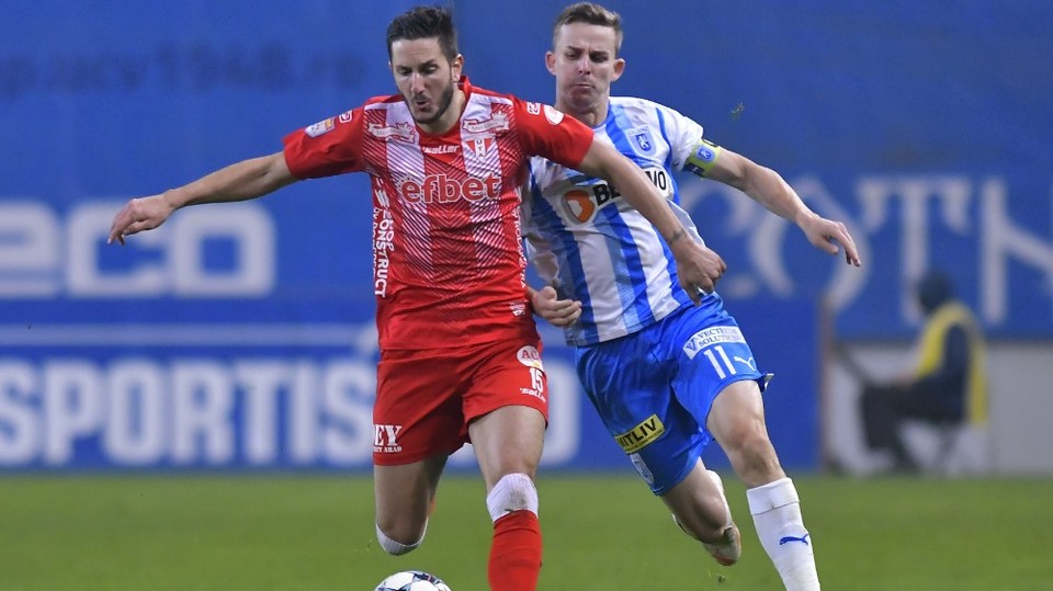 //i0.1616.ro/media/581/3142/38230/20699959/1/universitatea-craiova-uta-arad-liga-1-casa-pariurilor-14-12-2021.jpg