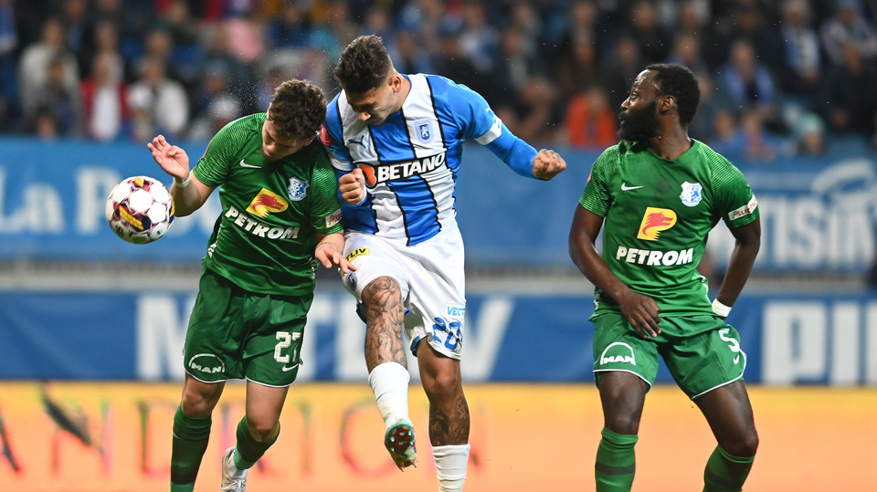 //i0.1616.ro/media/581/3142/38230/21121708/4/universitatea-craiova-farul-constanta-play-off-superliga-superbet-13-05-2023.jpg