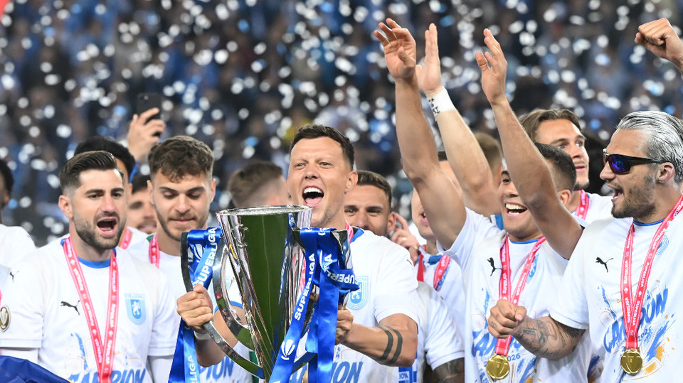 //i0.1616.ro/media/581/3142/38230/22457321/1/universitatea-craiova-universitatea-cluj-play-off-superliga-superbet-17-05-2026-3.jpg