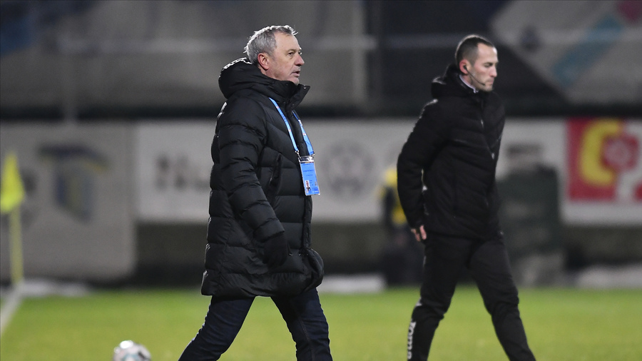 VIDEO | Mircea Rednic, nemulţumit de cum i-a găsit pe jucătorii Viitorului: ”Îţi pui întrebări legate de pregătirea fizică. E de muncă” 