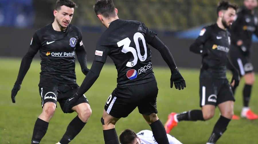 EXCLUSIV | Criză la Viitorul, care are 8 meciuri la rând fără victorie în Liga 1! Miriuţă: "N-au adus jucători de valoare. Nu prind play-off-ul"