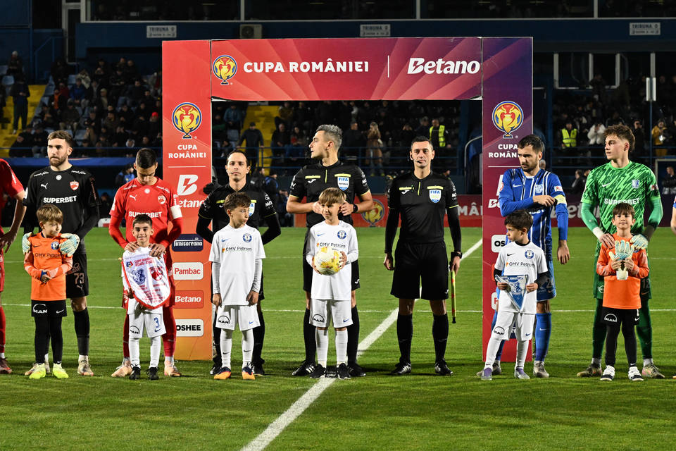 //i0.1616.ro/media/581/3142/38231/22260614/1/farul-constanta-dinamo-bucuresti-cupa-romaniei-betano-3-12-2025.jpg