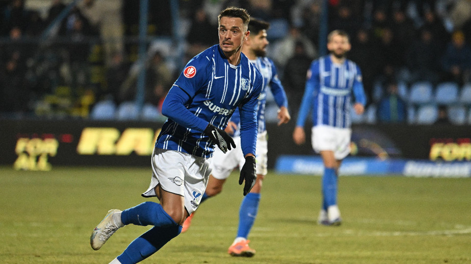 //i0.1616.ro/media/581/3142/38231/22707661/1/farul-constanta-dinamo-bucuresti-superliga-superbet-4-02-2026.jpg
