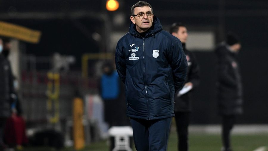 VIDEO | Eugen Neagoe, extrem de nervos după 1-1 cu Academica: ”Jucăm ţurca şi după vine Lokomotiv Tashkent  să dea cu noi de pământ!" Ce l-a deranjat