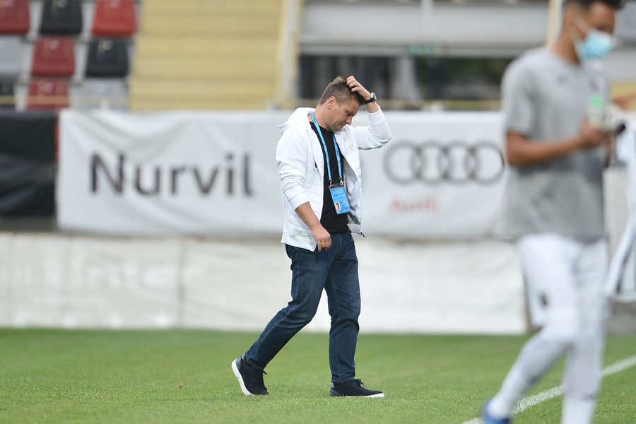 Uhrin, declaraţie de superioritate către FCSB. ”Astăzi am pierdut două puncte”