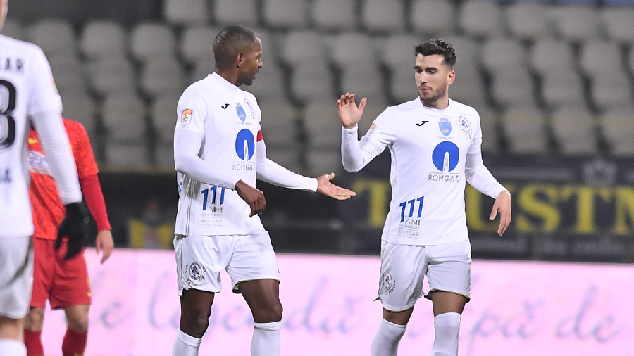 EXCLUSIV | Ronaldo Deaconu, scos din lotul Mediaşului după un conflict cu un coleg la antrenamente: ”Eu cu mister am avut la început o relaţie foarte bună, dar de trei meciuri nu ne mai înţelegem la fel” 