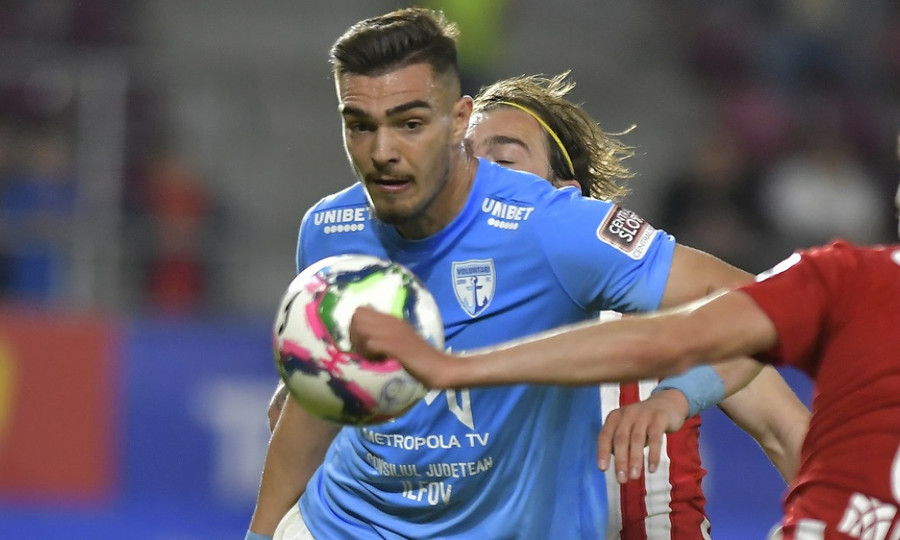 Denis Ciobotariu pleacă de la CFR Cluj, dar rămâne în Casa Liga 1! UPDATE: Fundaşul, oficial jucătorul la Sepsi 