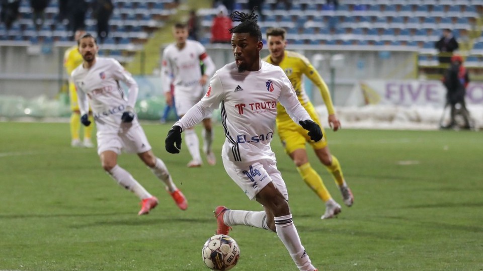 //i0.1616.ro/media/581/3142/38237/21003299/7/fc-botosani-petrolul-ploiesti-superliga-superbet-06-03-2023.jpg