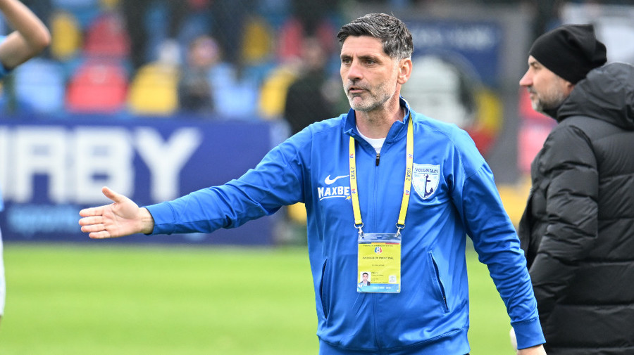 Florin Pîrvu, extrem de afectat de accidentarea lui Alexandru Gîţ. ”Nu am văzut de mult că jucătorii mai să plângă aşa în vestiar”