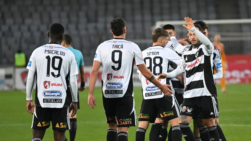 //i0.1616.ro/media/581/3142/38242/22450054/1/universitatea-cluj-fc-hermannstadt-superliga-superbet-7-12-2025.jpg
