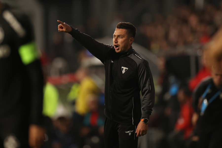 Ilie Poenaru i-a răspuns lui MM Stoica. ”Dacă e să vorbim de arbitraj, suntem foarte frustraţi de arbitraj de etape bune”
