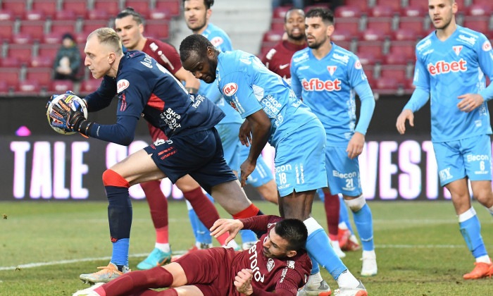 UTA Arad, decimată pentru meciul cu FCSB. ”Putem spune că e măcel!”