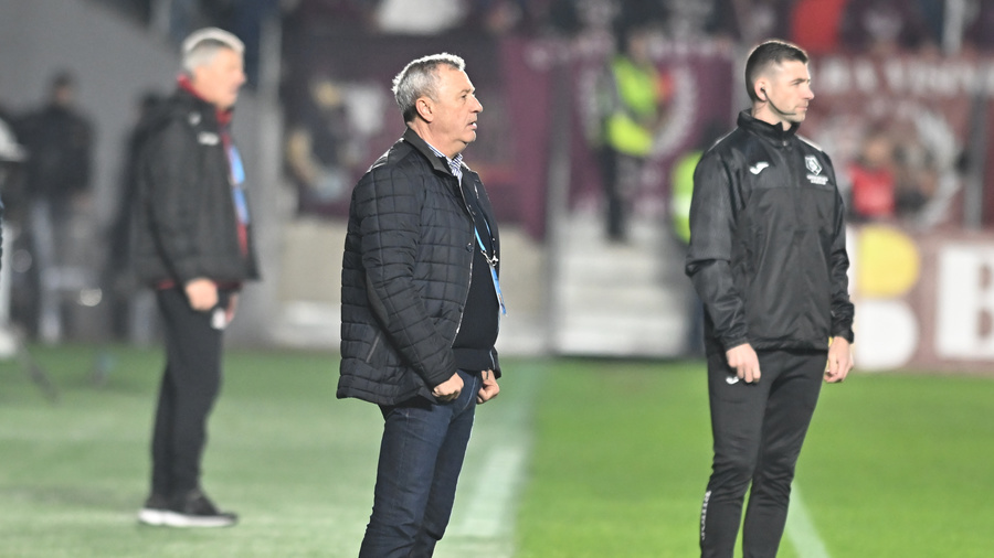 VIDEO | ”FCSB e mai echipă ca Rapid”. Mircea Rednic, verdict clar în lupta la titlu