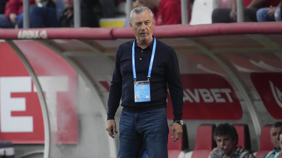 Rednic îl bate pe Hagi după aproape 10 ani de ”secetă”. ”Cum să intrăm în vacanţă? Nu există!”