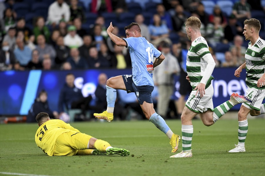 Rapid transferă direct de la Celtic! Anunţul făcut de Neil Lennon, după egalul cu CFR Cluj