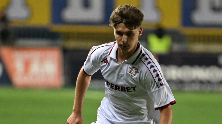 Nu e Petrolul! Rareş Pop pleacă de la Rapid şi semnează cu altă rivală din SuperLiga: „Ne-am înţeles”