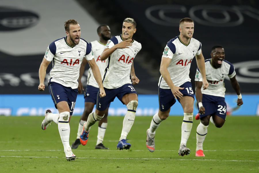 Tottenham a învins cu 3-0 Leeds / Meciul Burnley – Fulham, amânat din cauza coronavirusului