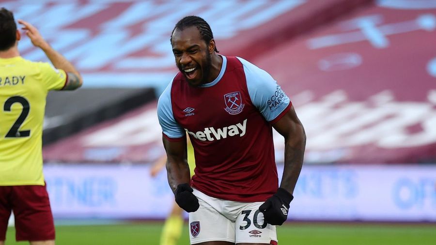 West Ham United bate la Burnley şi rămâne cu şanse mari pentru un loc de Champions League