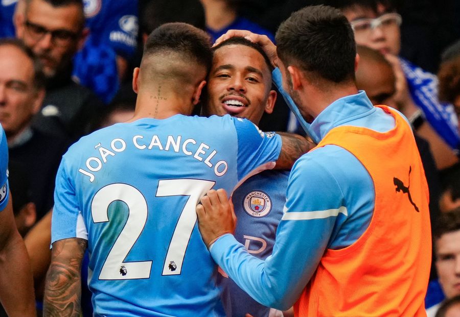 Manchester City, victorie cu Wolverhampton, scor 1-0, în Premier League. Oaspeţii au jucat în inferioritate o repriză
