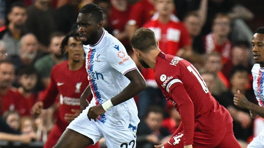 Liverpool suferă la debutul în Premier League! Nu a câştigat nici partida cu Crystal Palace de pe Anfield, cu care a remizat, scor 1-1 