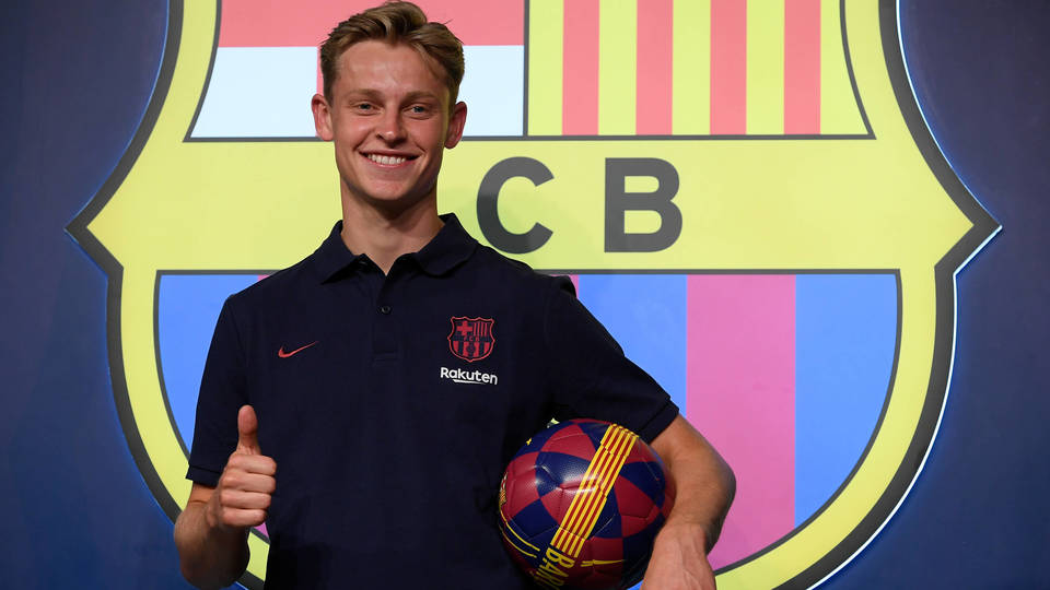 //i0.1616.ro/media/581/3142/38287/19520572/5/frenkie-de-jong-barcelona.jpg