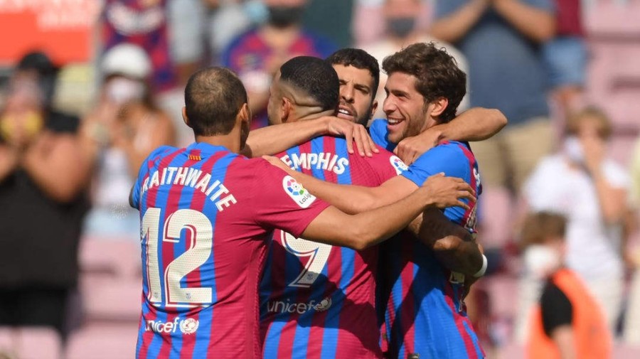 Barcelona - Granada se joacă luni, de la 22:00, la Look Sport. Ronald Koeman, obligat să câştige. Echipele probabile