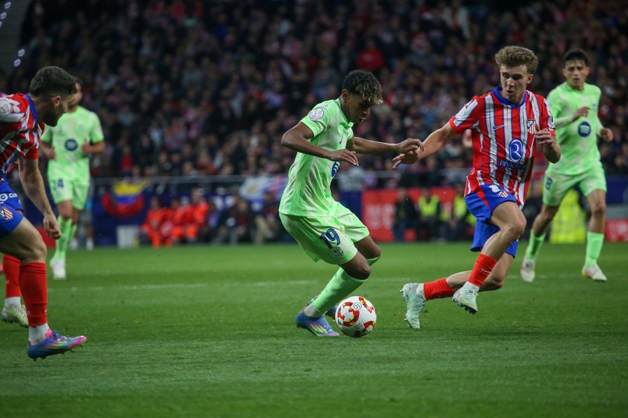 Barcelona, calificare la limită pe terenul lui Atletico Madrid! Un nou episod din „El Clasico” în finala Cupei Spaniei