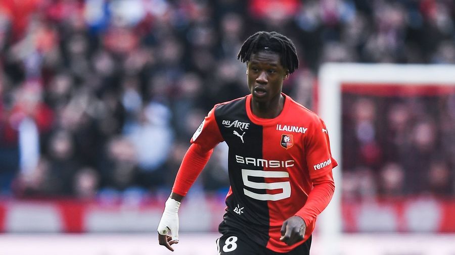 Real Madrid e gata de un super transfer. ”Galacticii” vor să ia cel mai bine cotat cotat fotbalist sub 18 ani din Franţa
