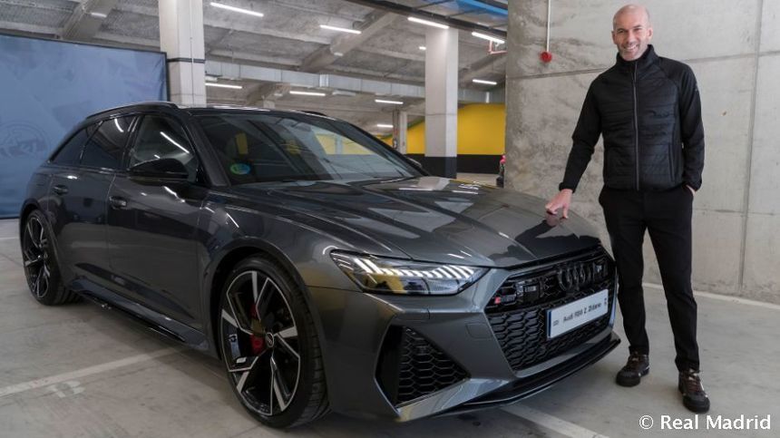 ”Galacticii” şi-au primit noile maşini din partea sponsorului. Valverde şi-a ales maşina cea mai scumpă, Benzema, cea mai ieftină