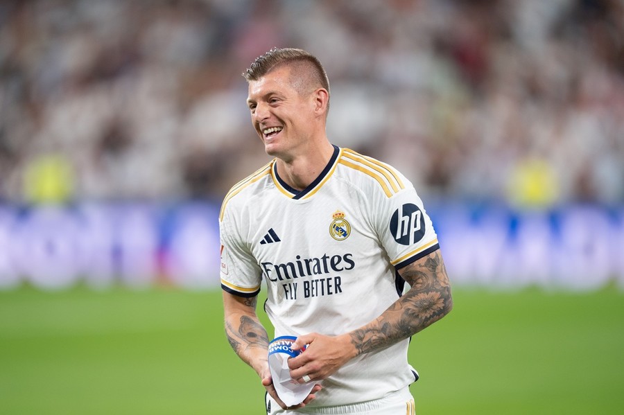 VIDEO | Toni Kroos, ultima reprezentaţie pe ”Santiago Bernabeu”. Fanii lui Real i-au pregătit momente speciale