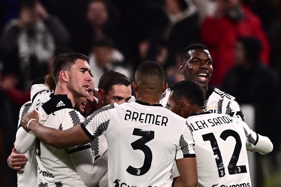 Juventus Torino a făcut apel la CONI împotriva deciziei federaţiei italiene de penalizare cu 15 puncte