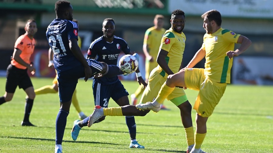 VIDEO | CS Mioveni – Hermannstadt 0-2. Sibienii au rezolvat meciul în a doua parte şi rămân pe loc de play-off