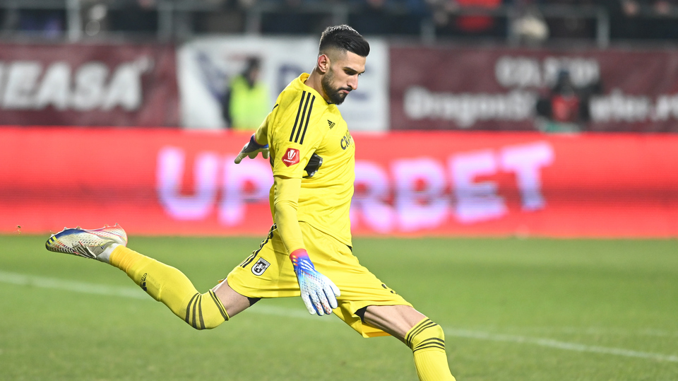 //i0.1616.ro/media/581/3142/38986/21061101/1/rapid-bucuresti-fc-u-craiova-superliga-superbet-10-02-2023.jpg