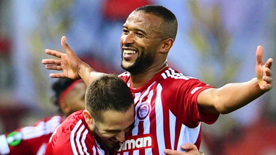 Olympiakos produce o surpriză uriaşă în Conference League! Grecii vor juca pentru trofeu cu Fiorentina