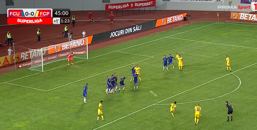 VIDEO | Ce execuţie! Jair, gol superb din lovitură liberă în poarta celor de la FCU Craiova