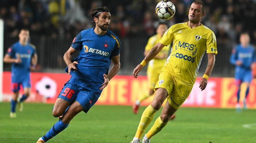 VIDEO EXCLUSIV ǀ Sabotaj la Petrolul! Gabriel Tamaş ar fi fost manipulat să plece la băutură: "L-au pus să ne sune!"