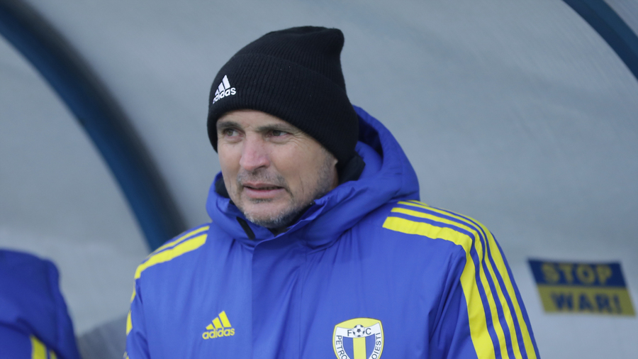 OFICIAL ǀ Nae Constantin nu mai este antrenorul celor de la Petrolul Ploieşti