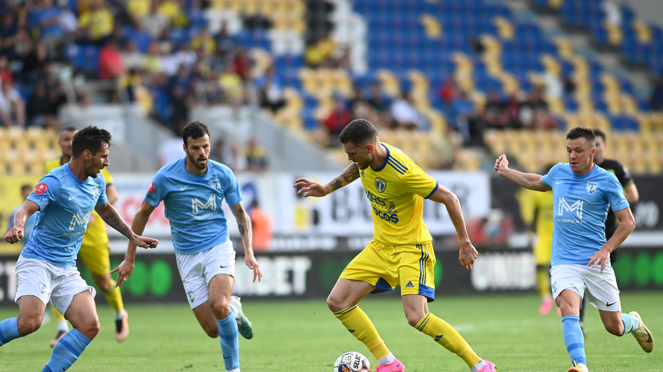 //i0.1616.ro/media/581/3142/39486/21270142/2/petrolul-ploiesti-fc-voluntari-superliga-superbet-31-07-2023.jpg