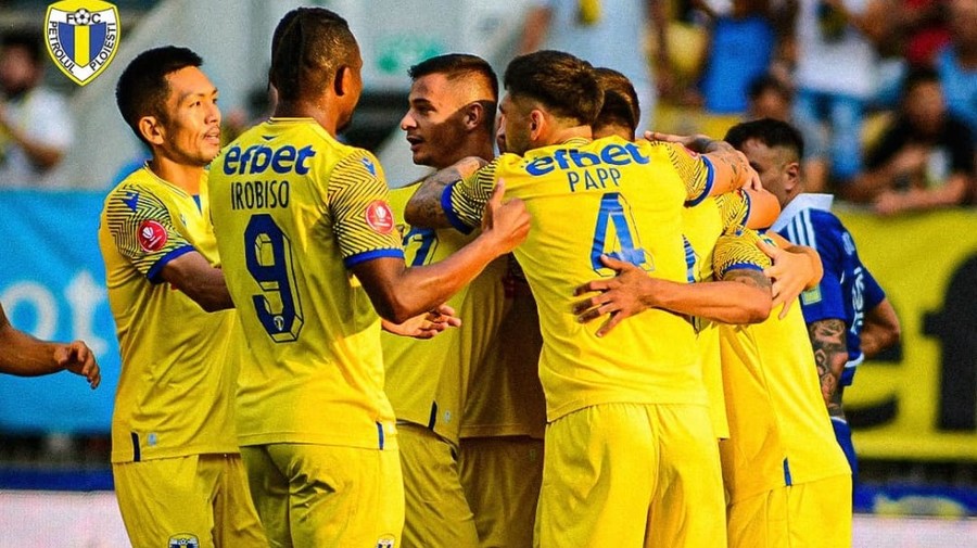 Atacantul dorit de FCSB a semnat cu Petrolul! UPDATE: Anunţul ”lupilor” 