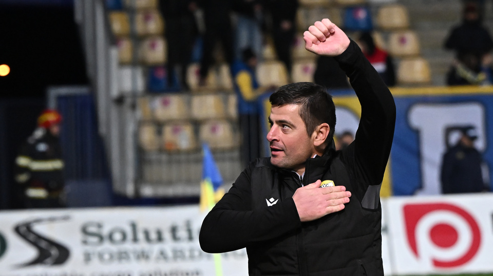 //i0.1616.ro/media/581/3142/39486/22015228/1/petrolul-ploiesti-fc-u-craiova-play-out-superliga-superbet-18-03-2024.jpg
