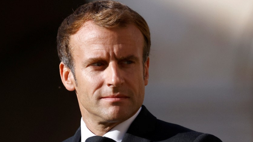 Macron îşi asumă total faptul că a susţinut Franţa în Qatar