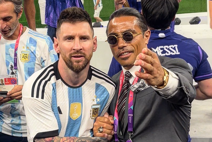 Anchetă FIFA, cu privire la prezenţa lui Salt Bae pe teren la Cupa Mondială, după finala Argentina - Franţa