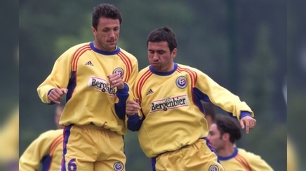 Mesajul lui Gheorghe Popescu pentru Gheorghe Hagi: ”La mulţi ani coechipierului meu din familie şi fratelui meu de pe teren!”


