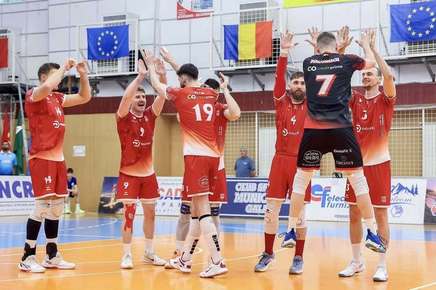 Dinamo Bucureşti, victorie în decisiv cu Arcada Galaţi şi câştigă titlul 20 din palmares