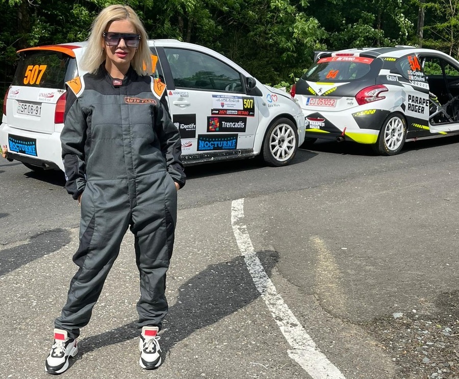 Luciana Indre a trăit adrenalina la maxim la Raliul Maramureşului 