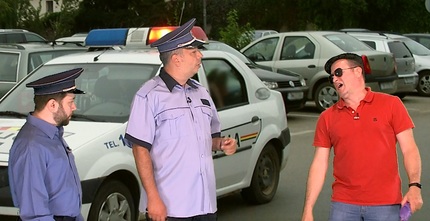 Cronica Cârcotaşilor: Am surprins momente de luat şpagă a unor poliţişti 