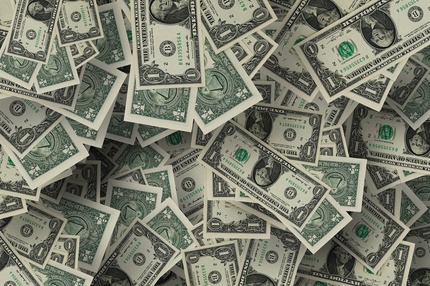 România a creat peste 15.000 de noi milionari în dolari în pandemie